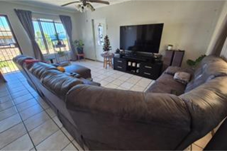 3 Bedroom Property for Sale in Dana Bay Western Cape